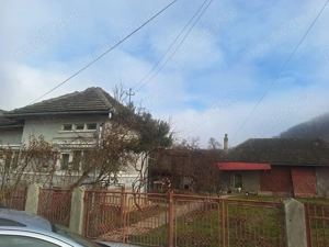 Casă de vânzare  - imagine 4