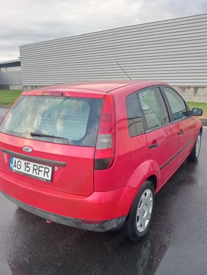 Proprietar vând ford fiesta!