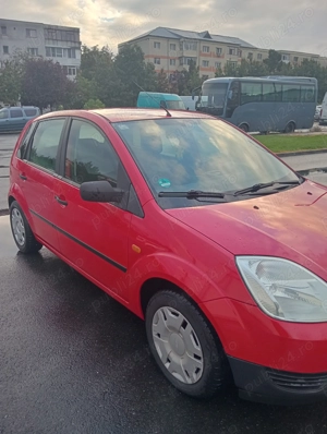 Proprietar vând ford fiesta! - imagine 4
