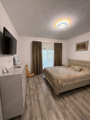 Casă spațioasă și complet utilată de vânzare în Șag   Zona Mănăstirii | 5 camere, curte amenajată, - imagine 3