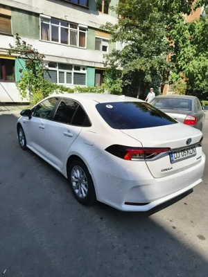 Toyota Corolla Full Hybrid in garanție - imagine 10
