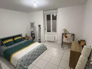Apartament privat frumos disponibil 