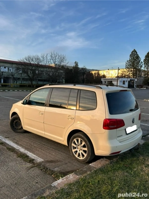 Vând VW Touran 2012, 7 locuri, 318436 km - reali, 2.0 TDI, 140 CP - imagine 3
