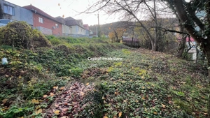  Teren intravilan 1001 mp în Reșița, aproape de centru   - imagine 2