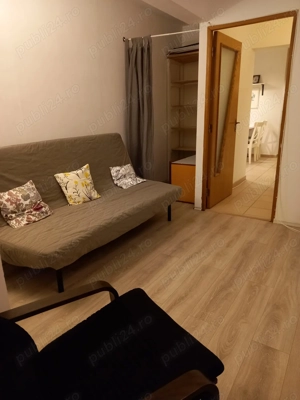 Vand apartament-direct proprietar - imagine 5