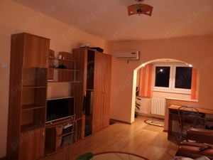 De inchiriat garsoniera zona PETROM