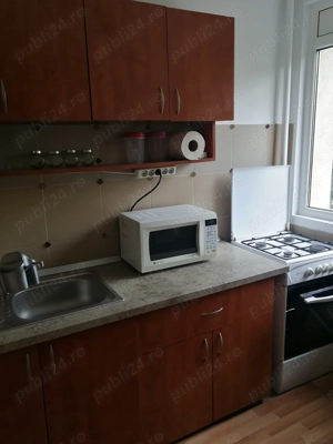 Inchiriez garsoniera mobilata in bloc metrou Dristor, et.3.