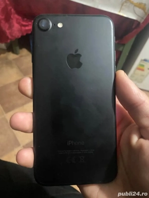 vând iphone 7 