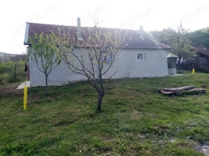 Casa de vanzare la munte - imagine 4