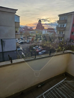 Apartament cu 3 camere de vânzare, str. Hortensiei - imagine 2