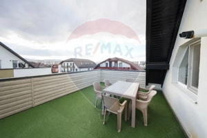 Apartament modern 3 camere de vânzare în zona Tractorul - imagine 20