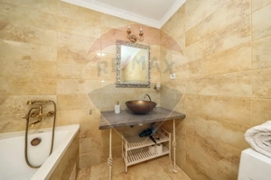 Apartament modern 3 camere de vânzare în zona Tractorul - imagine 18