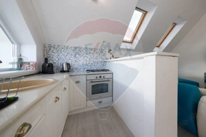 Apartament modern 3 camere de vânzare în zona Tractorul - imagine 9