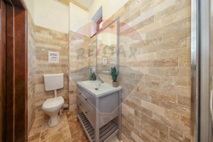 Casă cu 2 camere + curte 40 mp în zona Centrul Istoric - imagine 8