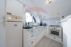 Apartament modern 3 camere de vânzare în zona Tractorul - imagine 8