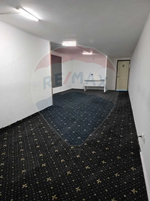 Spațiu de birouri/comercial de 45mp de închiriat în zona Nicolina