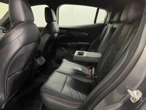 Maserati Grecale - imagine 12