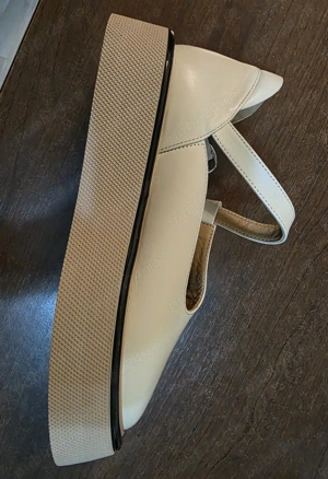 Pantofi Manos (Sinaia)