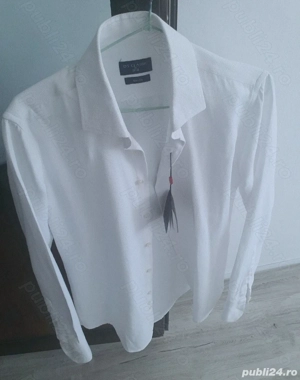 Cămașă albă mărimea M nouă cu eticheta 