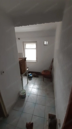 Garsoniera de vânzare inComănești Jud Bacau  - imagine 7