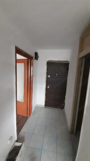 Garsoniera de vânzare inComănești Jud Bacau  - imagine 6