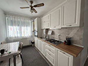 Apartament 3 camere, 53 mp, parcare subterana, zona Vivo