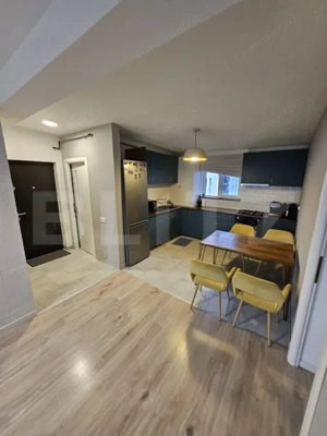 Apartament semidecomandat cu 3 camere, 61 mp utili, parcare, zona Terra - imagine 5