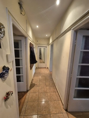 Vand casa 3 camere Moroasa - imagine 8