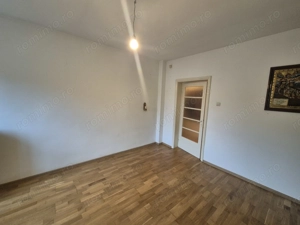 Vand casa 3 camere Moroasa - imagine 11