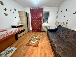 Garsoniera, Kaufland Nicolina, Inita