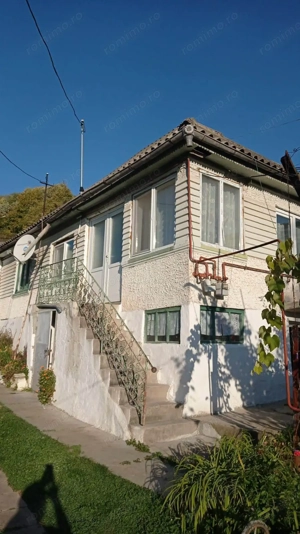 Vând casă și teren în Moțăieni, DB, la 100 km de București