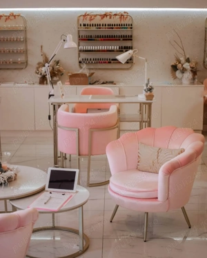 Post Coafor  Hairstylist  - imagine 2