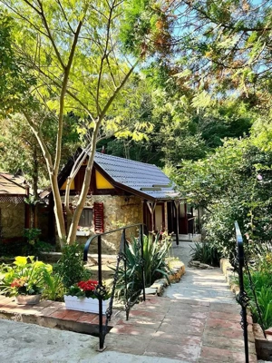 Vand casa Saca Montana