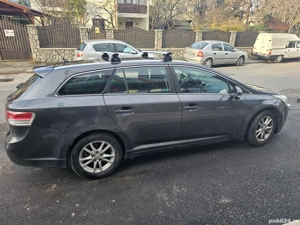 toyota avensis benzina, cutie automata - imagine 3