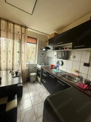 Garsonieră 28 mp, etaj 4 4   Zona Gara Focșani   Școala Nr. 7