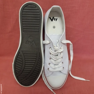 Incaltaminte sport marimea 44 noi. 