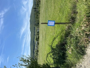 Loc de casă  la Petresti 