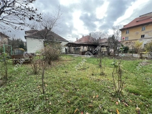 Casa individuala cu 4 camere si teren 900 mp zona Calea Poplacii - imagine 2