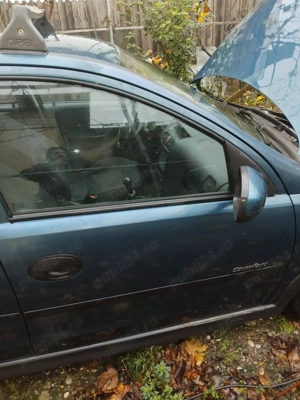 Mașină pentru dezmembrare 