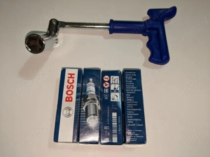 4 bujii Bosch 0 242 229 648 noi cu cheie pentru bujii