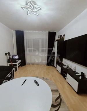 PARTICULAR vând 3 cam. lângă  Metrou 2min.