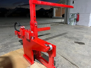 Rotator boxpaleti + Suport prindere Lada   Capacitate 2,5 T (Nou) - imagine 6