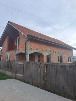 Casa de vânzare  - imagine 3