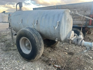 Vidanja galvanizata de 2000 Litri