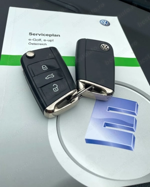 VW GOLF 7 - E-Golf - Motorizare full electric -Rate fixe . Garantie 12 luni . Buy back . Test drive  - imagine 19