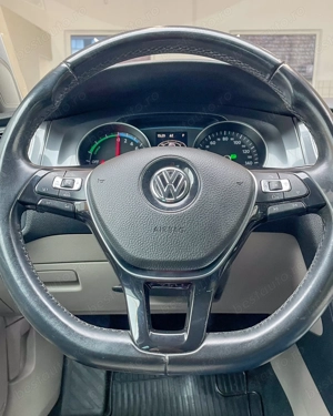 VW GOLF 7 - E-Golf - Motorizare full electric -Rate fixe . Garantie 12 luni . Buy back . Test drive  - imagine 9