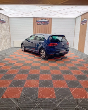 VW GOLF 7 - E-Golf - Motorizare full electric -Rate fixe . Garantie 12 luni . Buy back . Test drive  - imagine 5