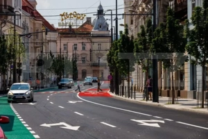 EXCLUSIV BLITZ :  Apartament 3 Camere, 121 mp, etaj 1, ULTRACENTRAL  ,  Parcare - imagine 2