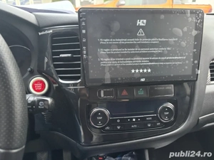 Mitsubishi Outlander 3 2015 cu 7 locuri - imagine 2