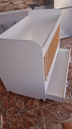 Pat pentru bebeluși 